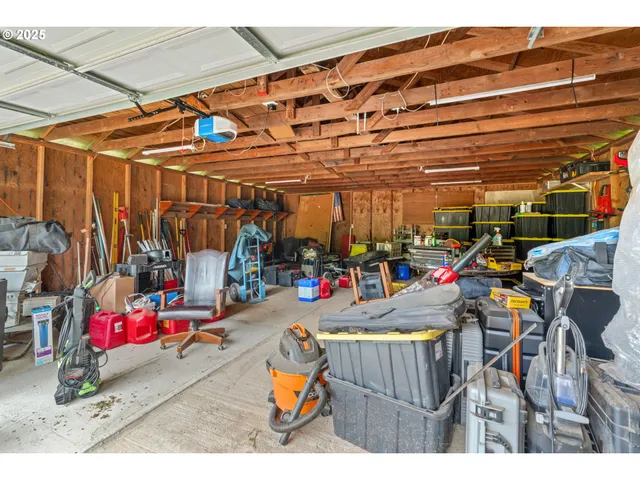 $335,000 | 90245 Sheffler Road, Elmira, OR 97437