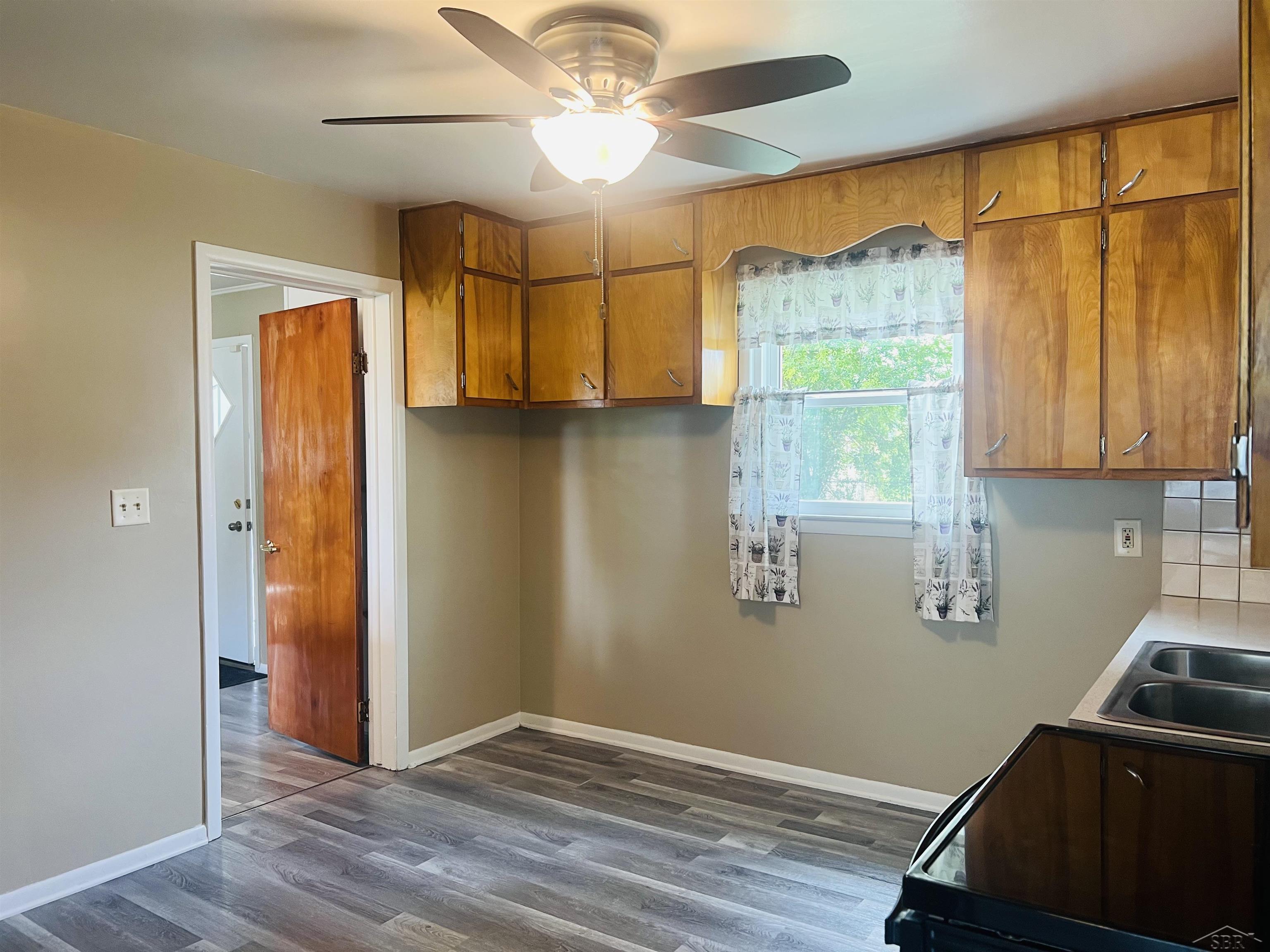 1964 Ribble Street Saginaw, MI 48601 - Photo 9 of 18