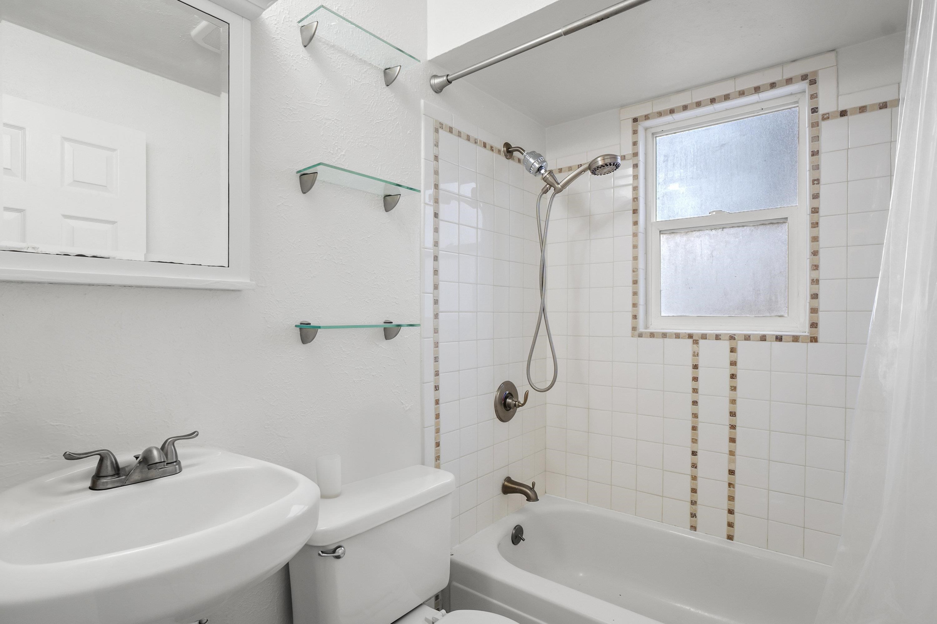1629 East Bismark Avenue Spokane, WA 99208 - Photo 14 of 31 Gallery Image 14