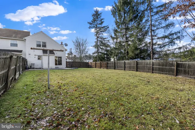 $2,800 | 2673 Jean Drive, Hatfield, PA 19440