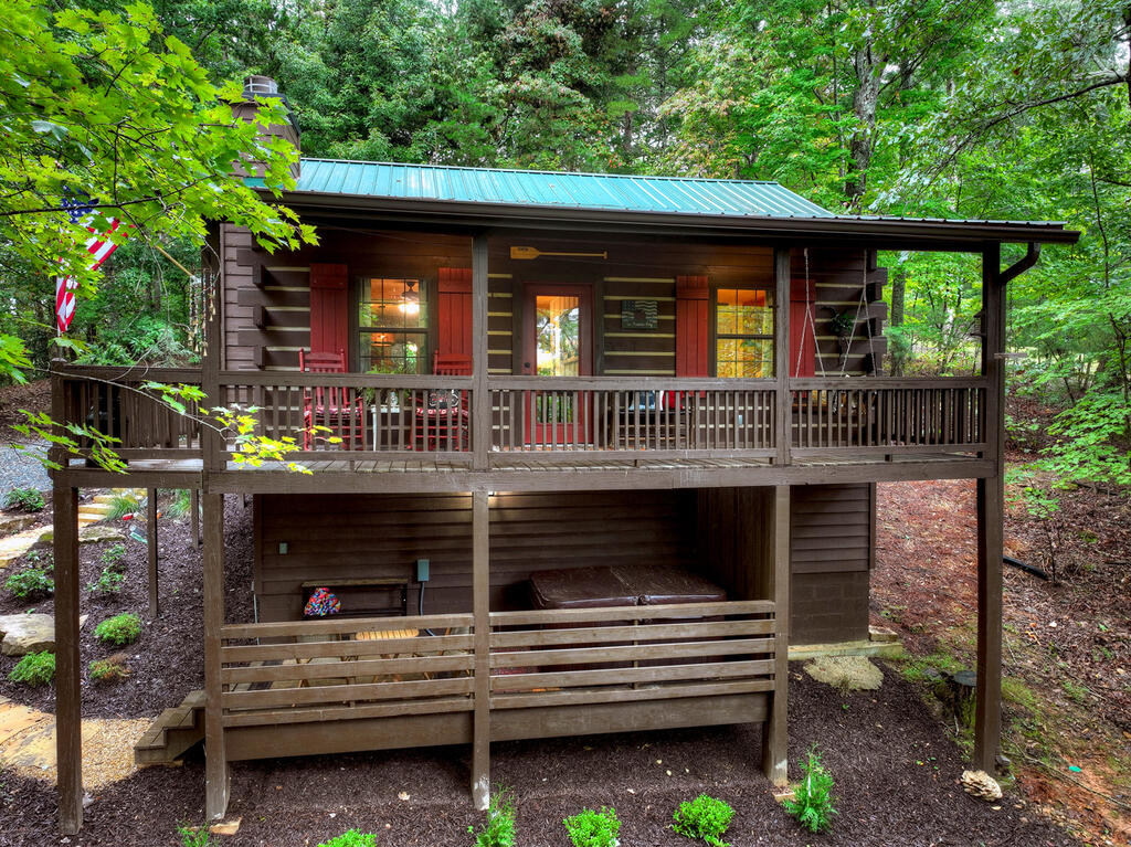 392 Cascade Lane Blue Ridge, GA 30513 - Photo 3 of 36 Gallery Image 3
