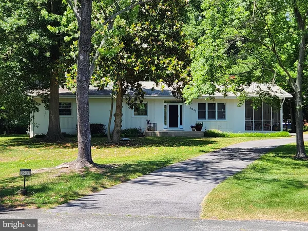 $624,900 | 3937 West Shore Drive, Edgewater, MD 21037