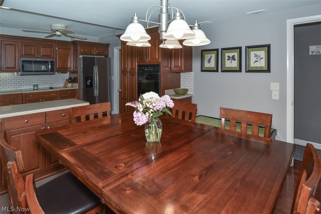 5403 Hillside Road Independence, OH 44131 - Photo 11 of 35 Gallery Image 11