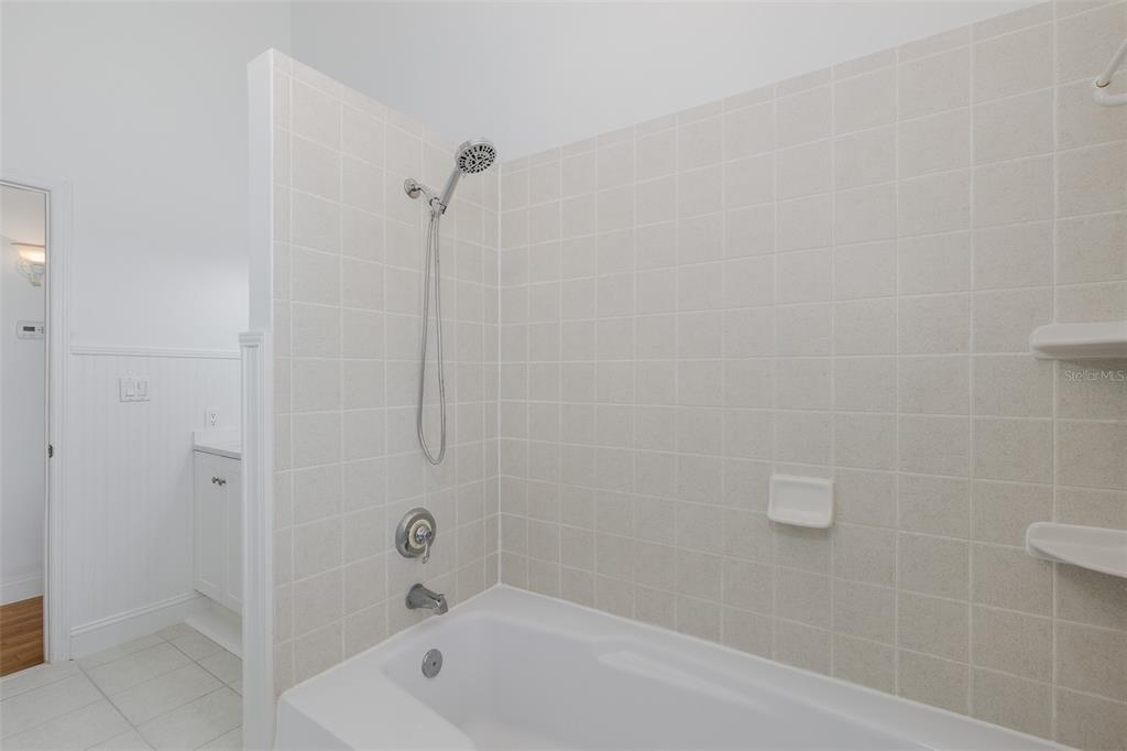3150 Trident Terrace New Port Richey, FL 34652 - Photo 29 of 99 a bathroom with a bathtub