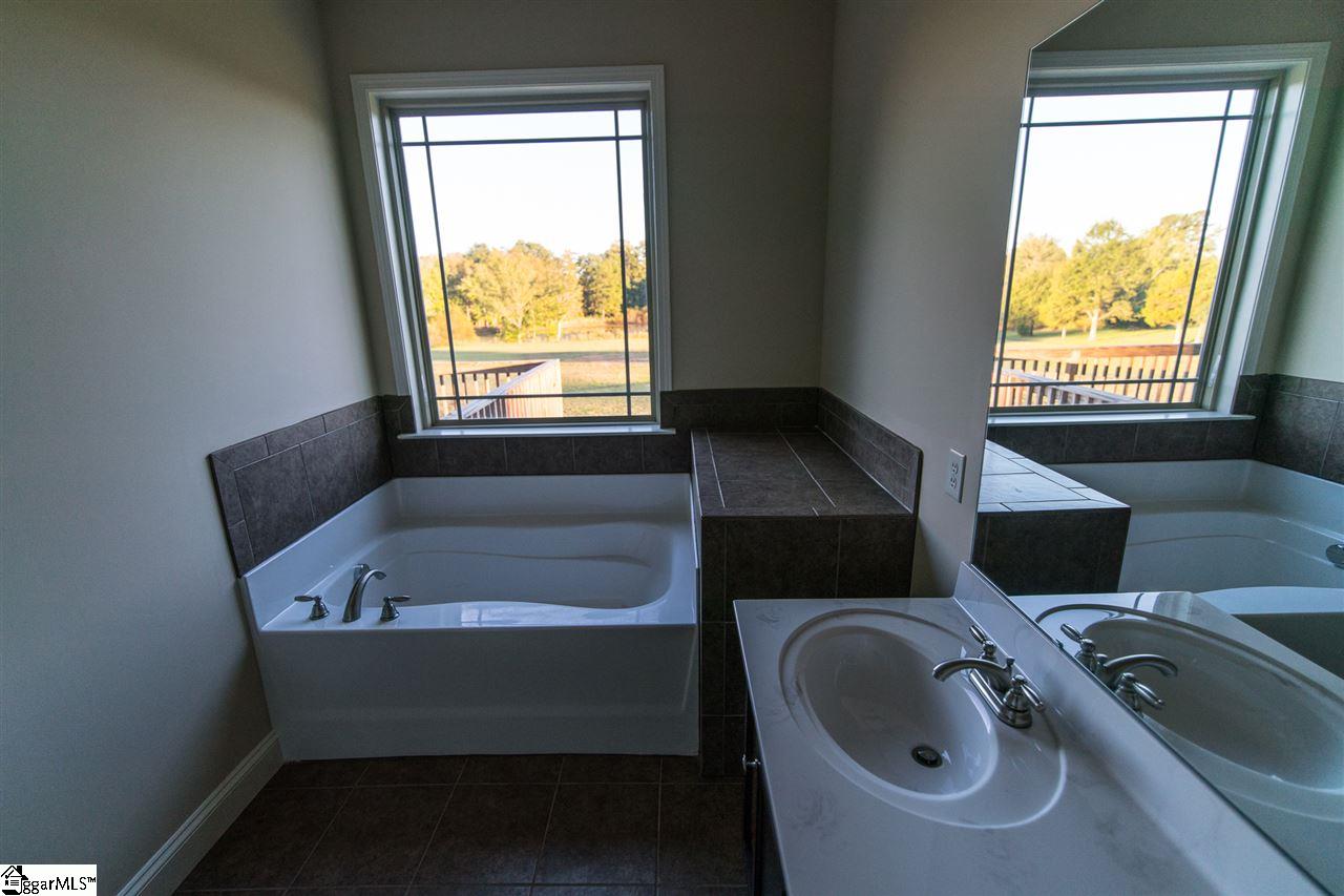 2125 Edwards Lake Road Greer, SC 29651 - Photo 28 of 32 Gallery Image 28