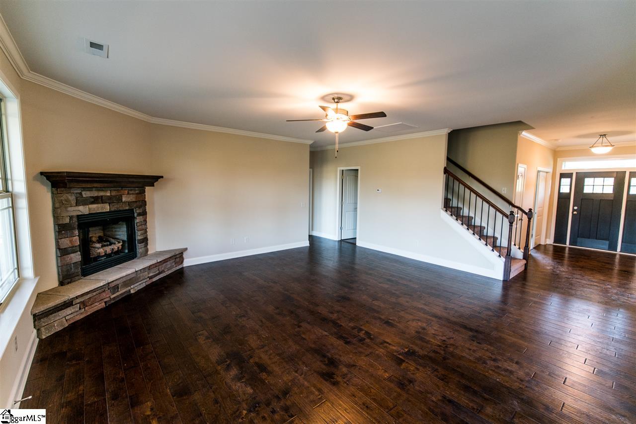 2125 Edwards Lake Road Greer, SC 29651 - Photo 8 of 32 Gallery Image 8