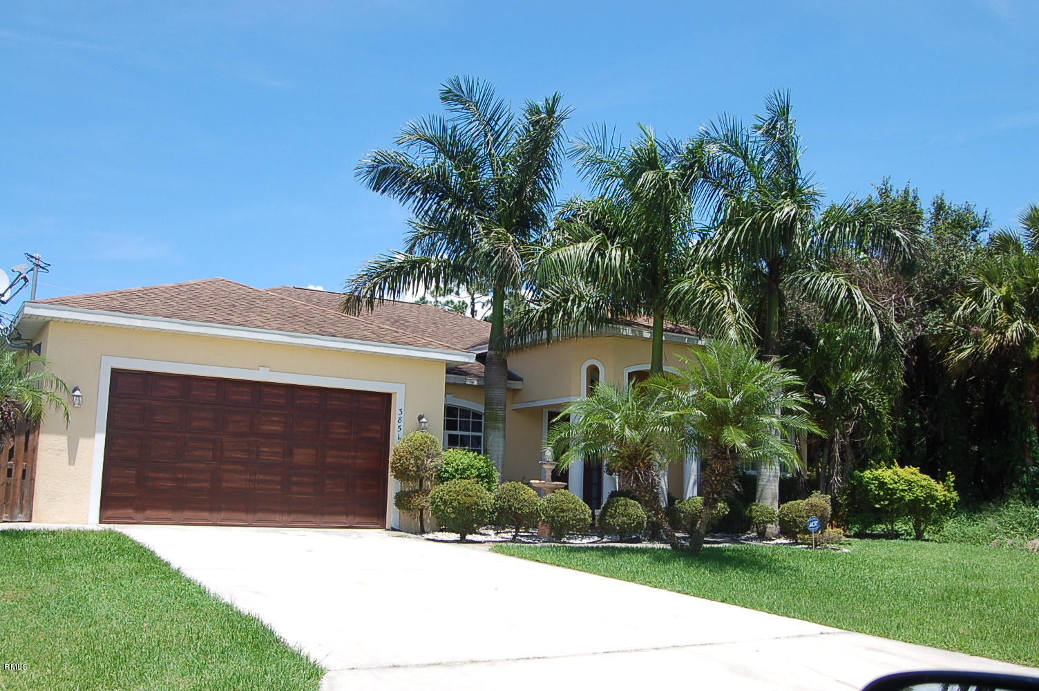 3851 Southwest Crary Street Port St. Lucie, FL 34953 - Photo 1 of 37 SUBJECT FRONT