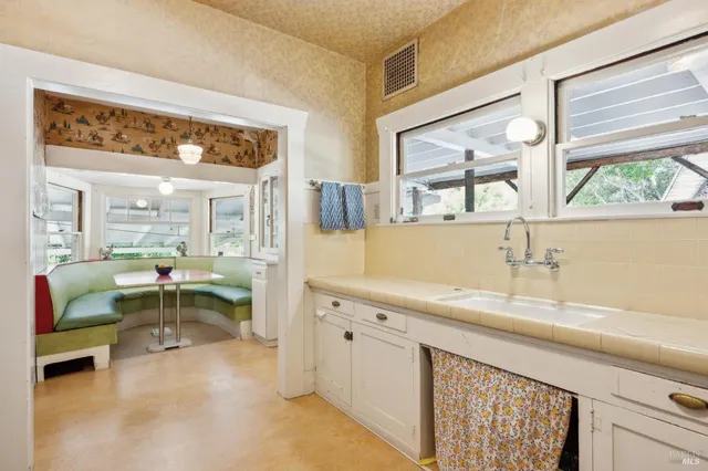 $9,998,000 | 4100 Petrified Forest Road, Calistoga, CA 94515