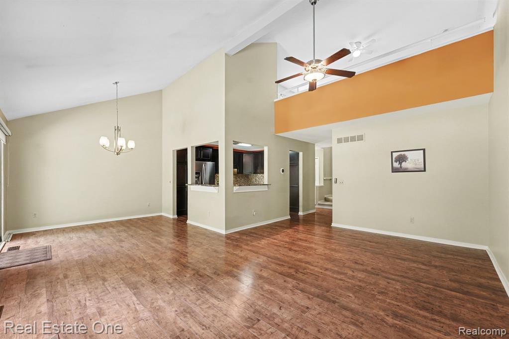 701 Charing Court Rochester, MI 48307 - Photo 6 of 26