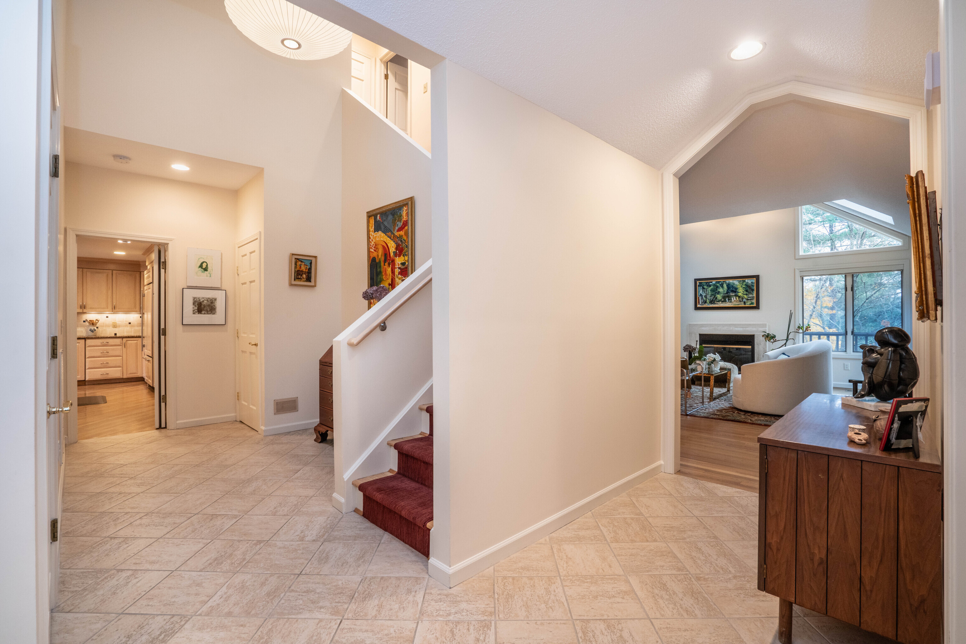 34 Cary Lane, Unit 34 Bloomfield, CT 06002 - Photo 1 of 40 a view of a livingroom with furniture and a livingroom