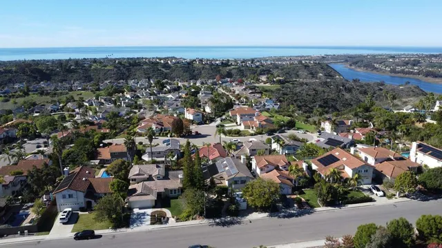 $2,450,000 | 1518 Bella Vista Drive, Encinitas, CA 92024