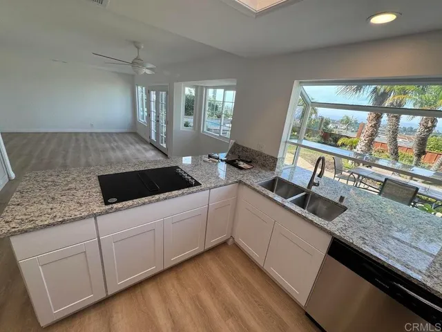 $2,450,000 | 1518 Bella Vista Drive, Encinitas, CA 92024