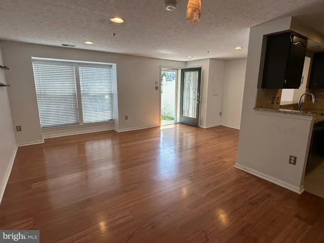 $2,300 | 4122 Maple Path Circle, Unit 55, Nottingham, MD 21236