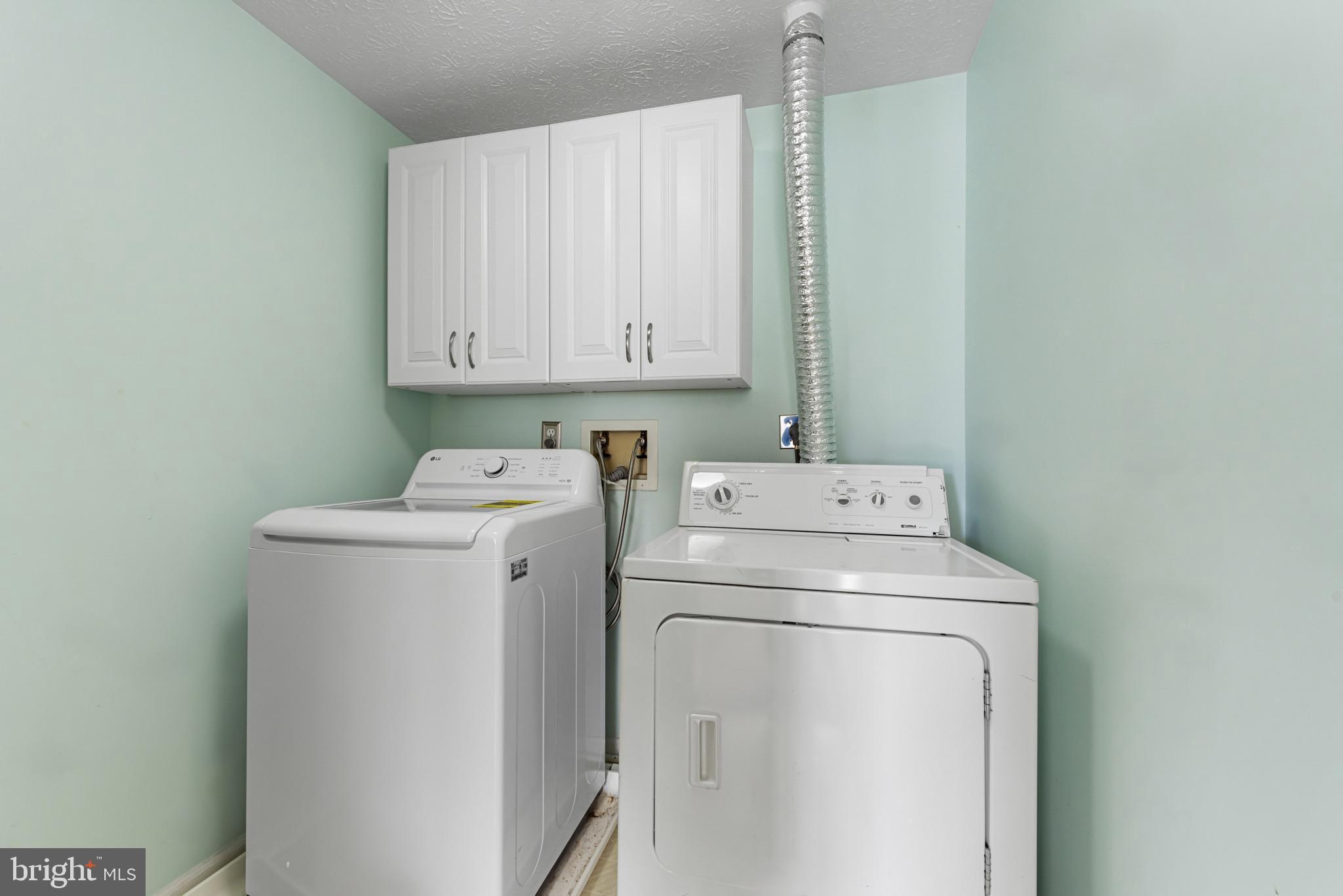 4122 Maple Path Circle, Unit 55 Nottingham, MD 21236 - Photo 18 of 27 Bright and functional laundry space.