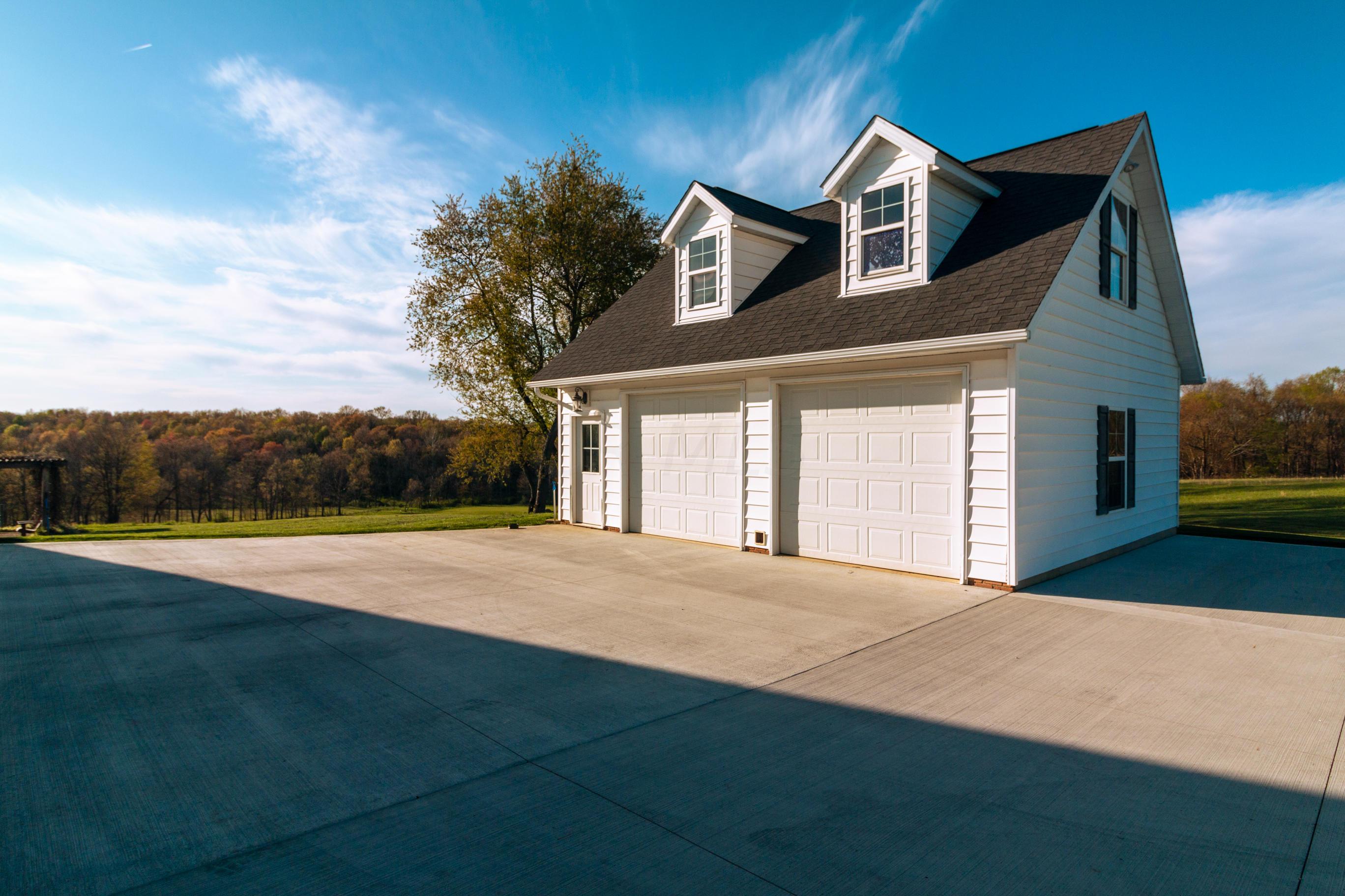 18681 Baker Road Gambier, OH 43022 - Photo 4 of 61