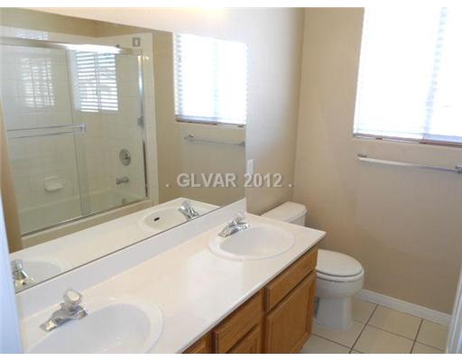 9745 Manheim Lane Las Vegas, NV 89117 - Photo 12 of 16 Bathroom.