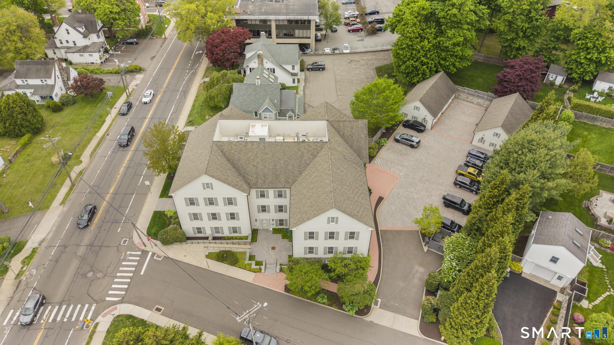 745 Boston Post Road, Unit 1 Darien, CT 06820 - Photo 7 of 32