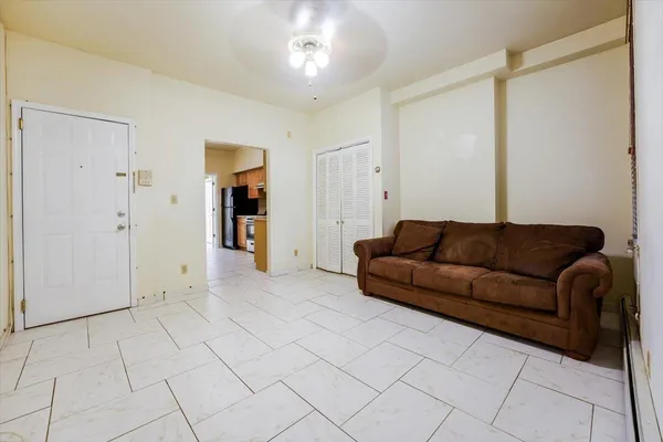 $3,400 | 1020 Park Avenue, Unit 6, Hoboken, NJ 07030