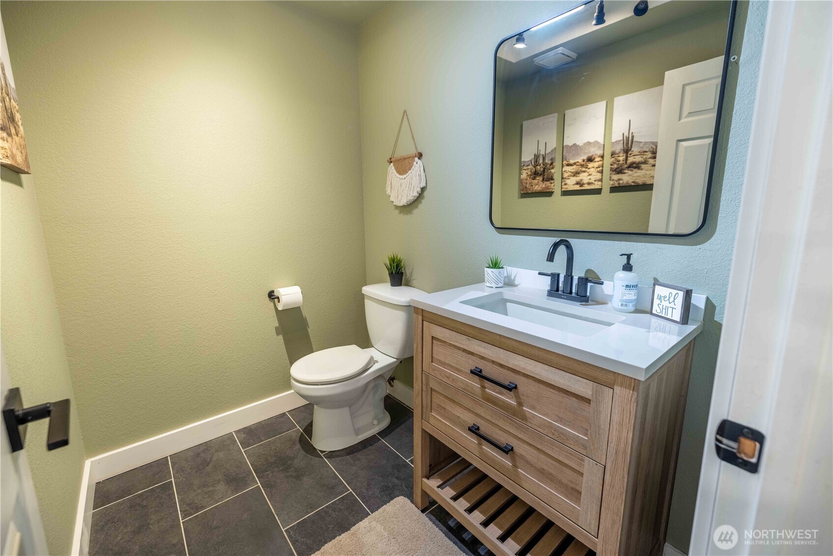 712 Lambert Street Wenatchee, WA 98801 - Photo 24 of 39