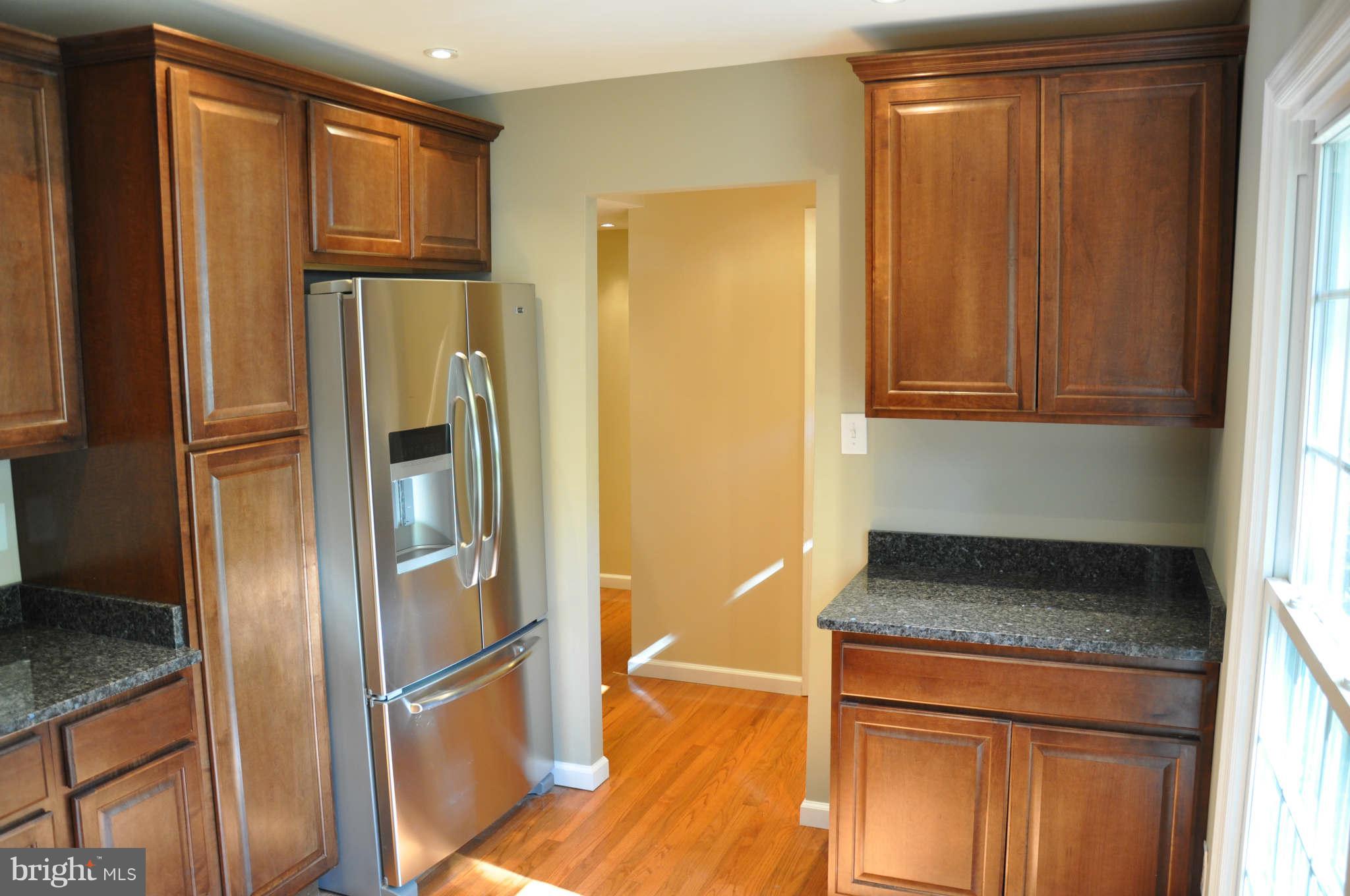 5642 Kirkham Court Springfield, VA 22151 - Photo 3 of 27 Kitchen
