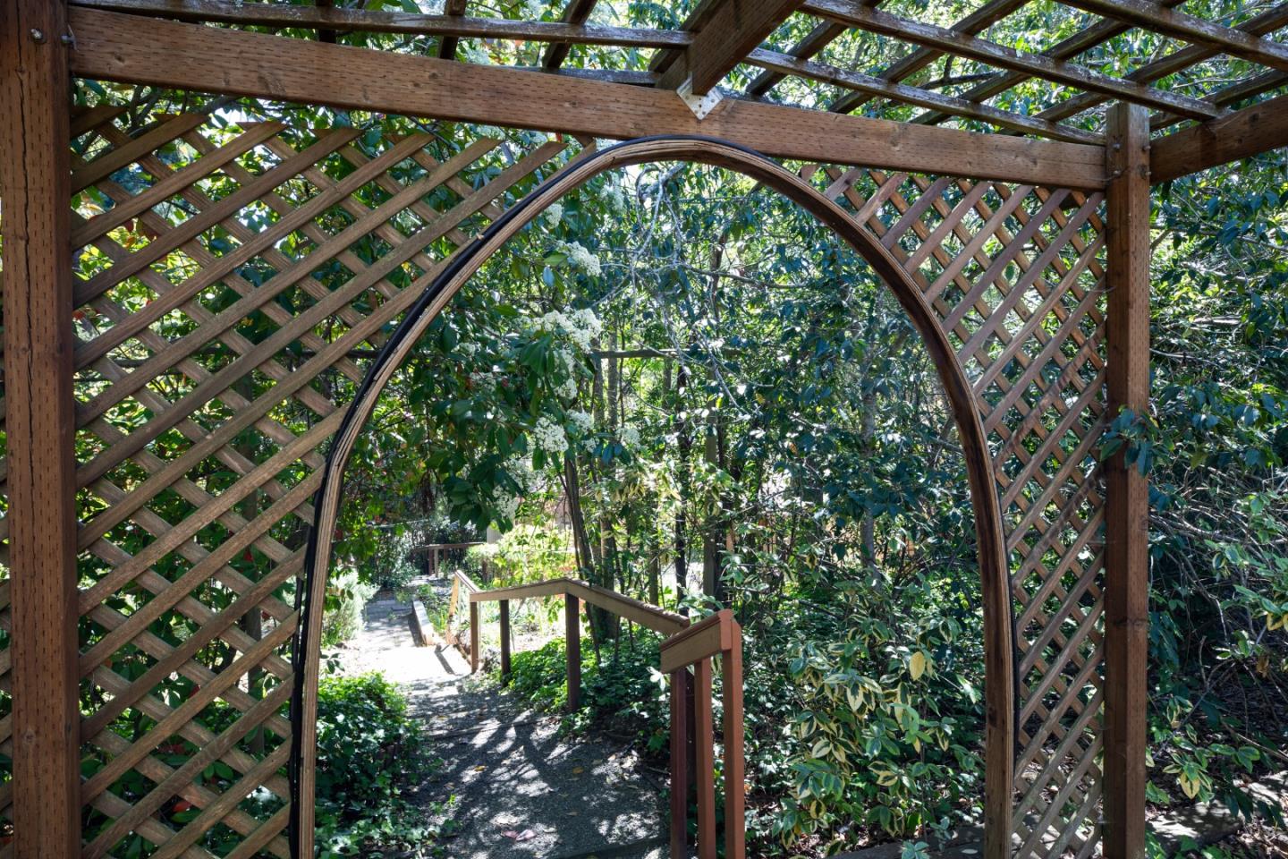 391 Mountain Home Road Woodside, CA 94062 - Photo 16 of 35