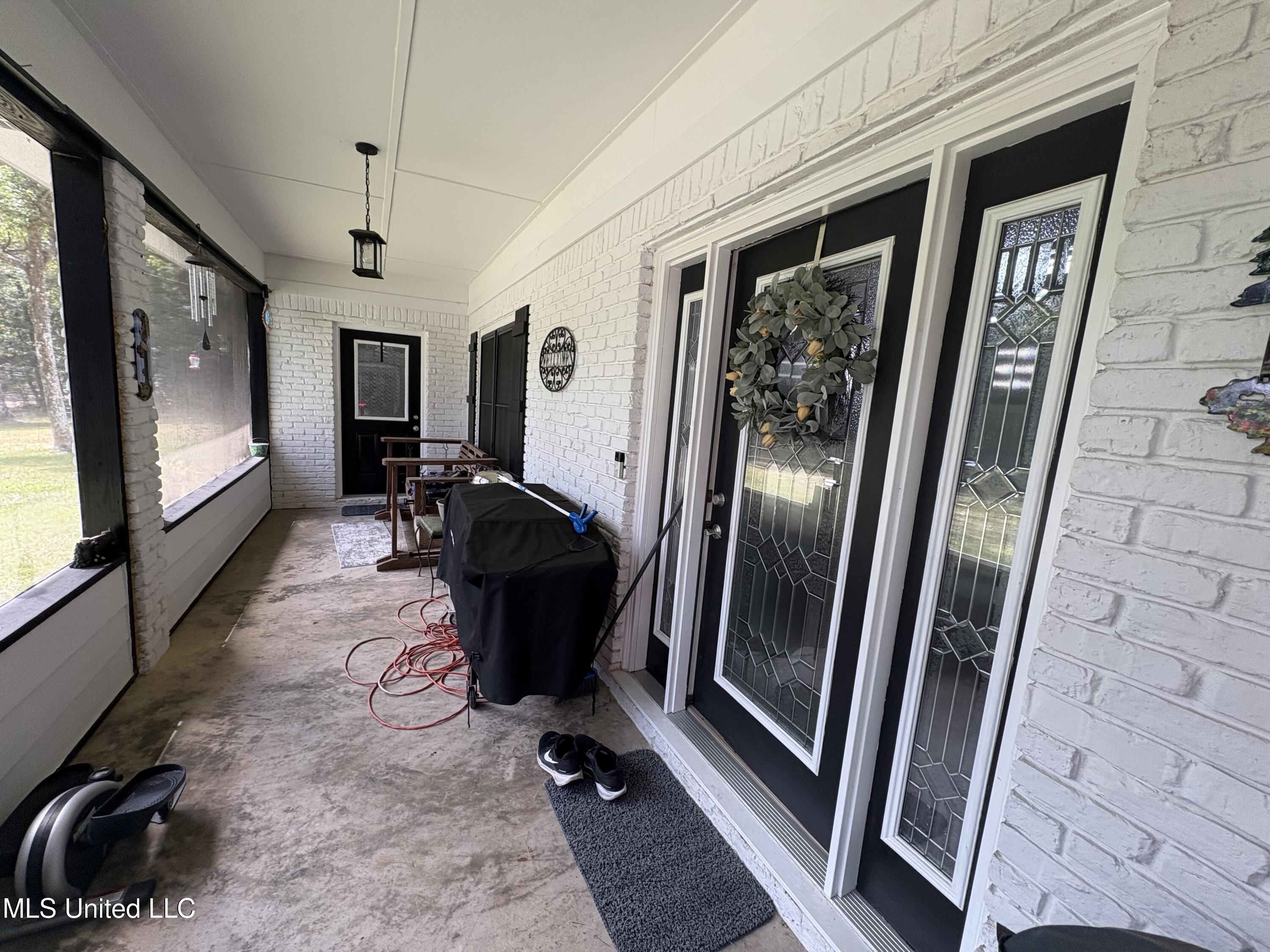 9434 Maywood Road Moss Point, MS 39562 - Photo 5 of 15 IMG_2450