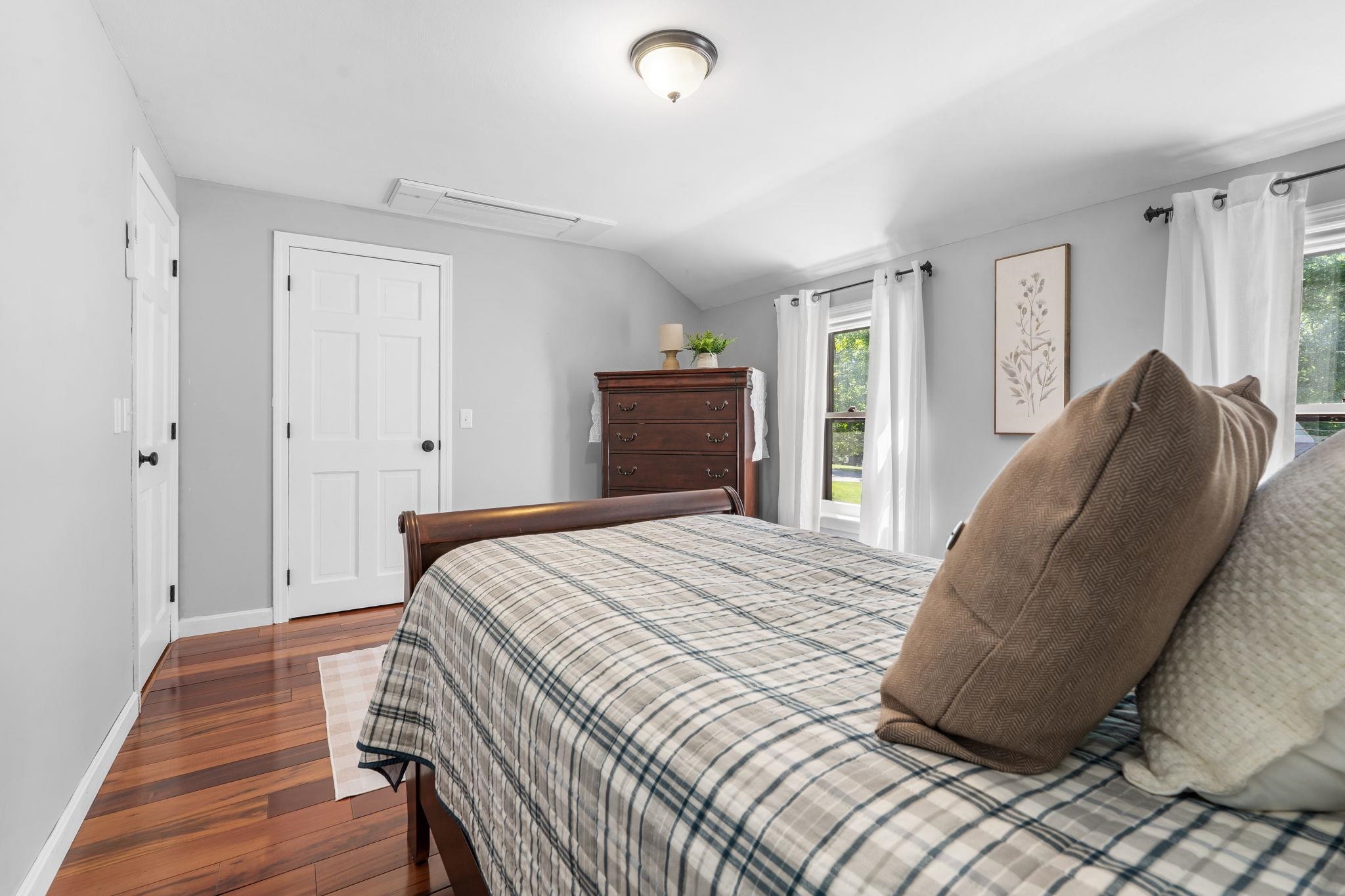 15 Brier Lane Derry, NH 03038 - Photo 29 of 42