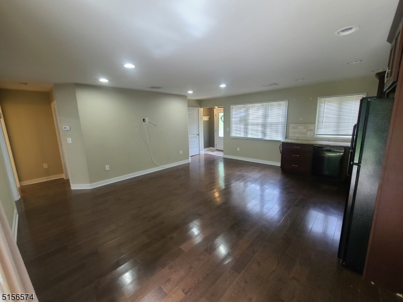 126 Mack Street Wayne, NJ 07470 - Photo 5 of 13