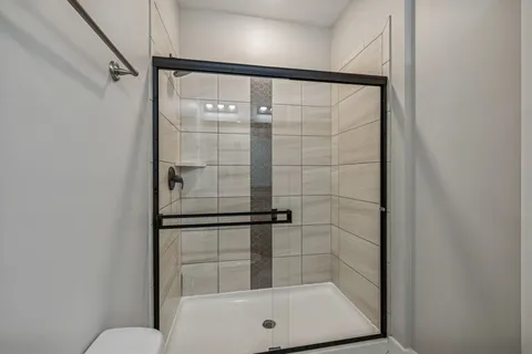 $574,999 | 170 Stonecrest Drive, Nashville, TN 37209