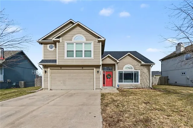 $379,000 | 360 West Madison Street, Gardner, KS 66030