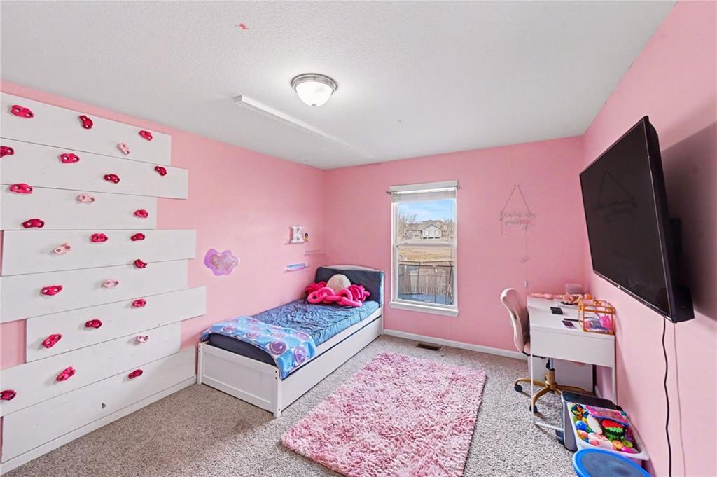 360 West Madison Street Gardner, KS 66030 - Photo 18 of 31