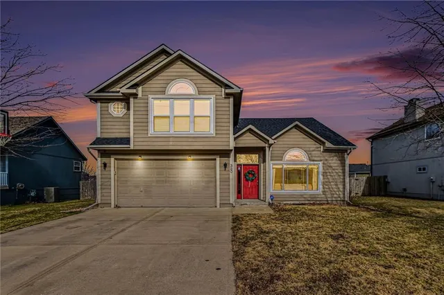 $379,000 | 360 West Madison Street, Gardner, KS 66030