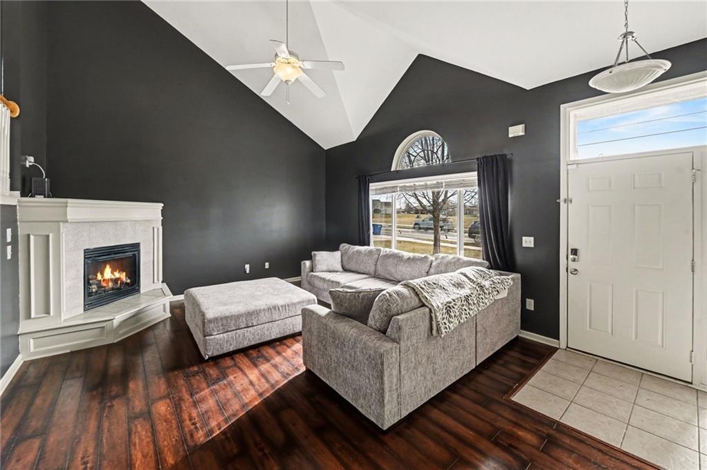 360 West Madison Street Gardner, KS 66030 - Photo 6 of 31