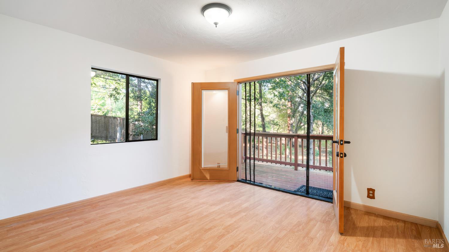 9901 Occidental Road Sebastopol, CA 95472 - Photo 14 of 55