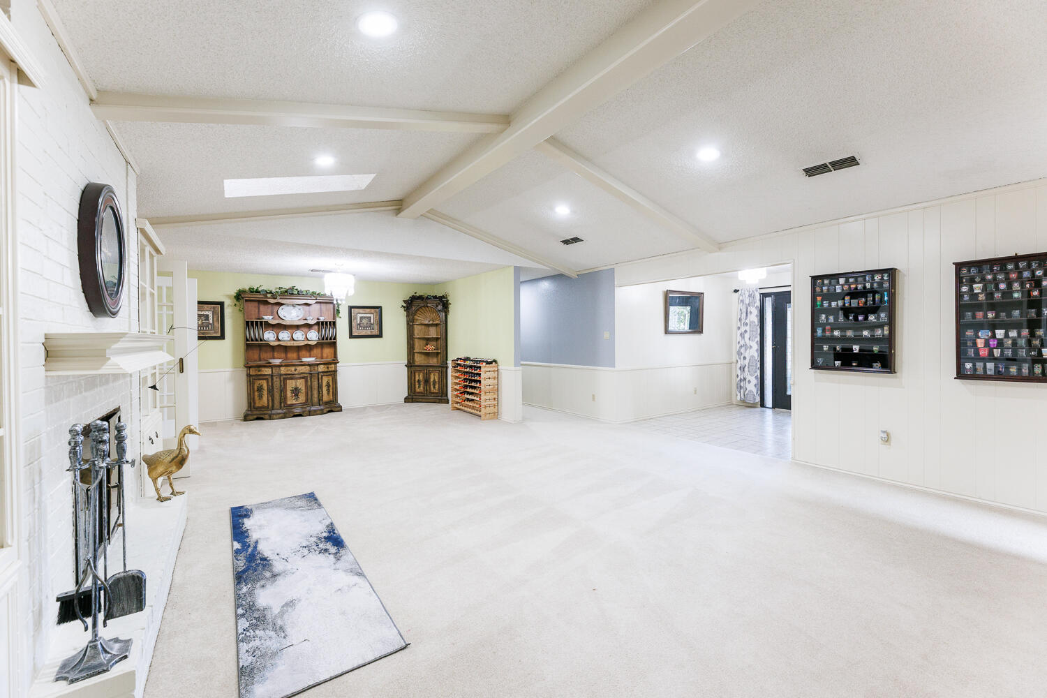 3713 95th Street Lubbock, TX 79423 - Photo 10 of 70 Living Area