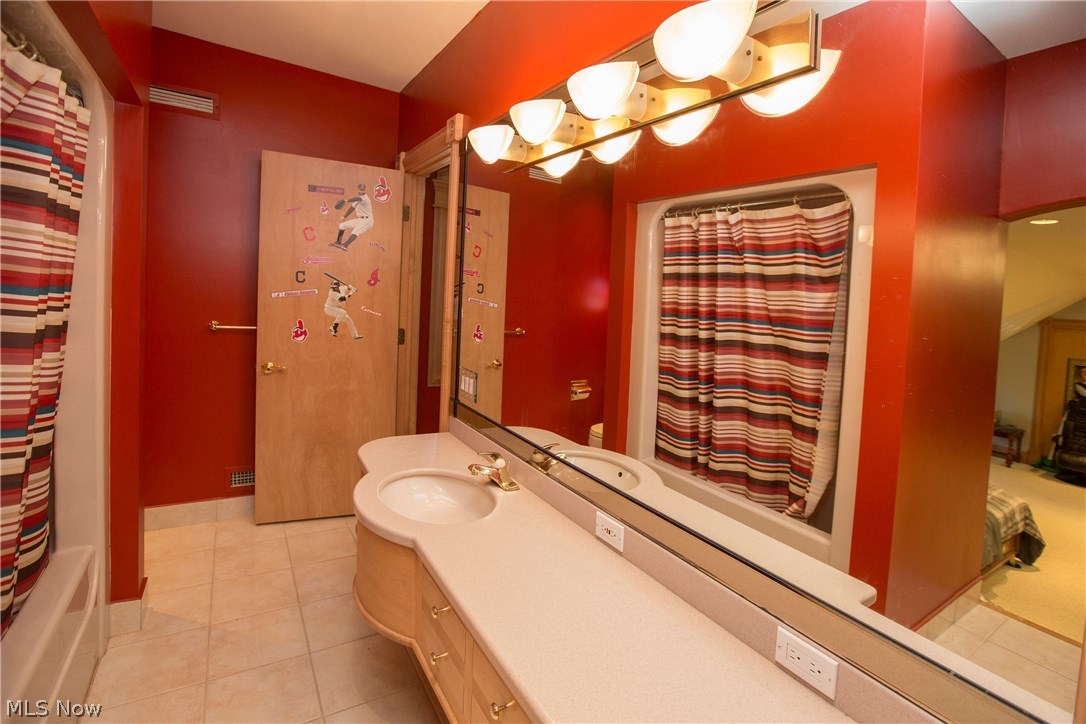 9325 Reed Road North Ridgeville, OH 44039 - Photo 18 of 35 Gallery Image 18
