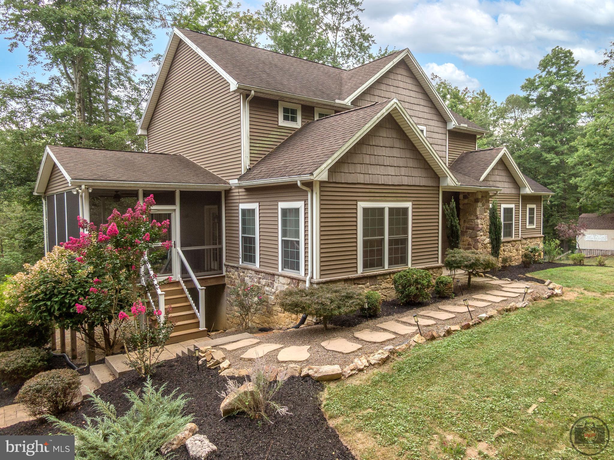 1271 Fox Hollow Road Shermans Dale, PA 17090 - Photo 4 of 48 Gallery Image 4