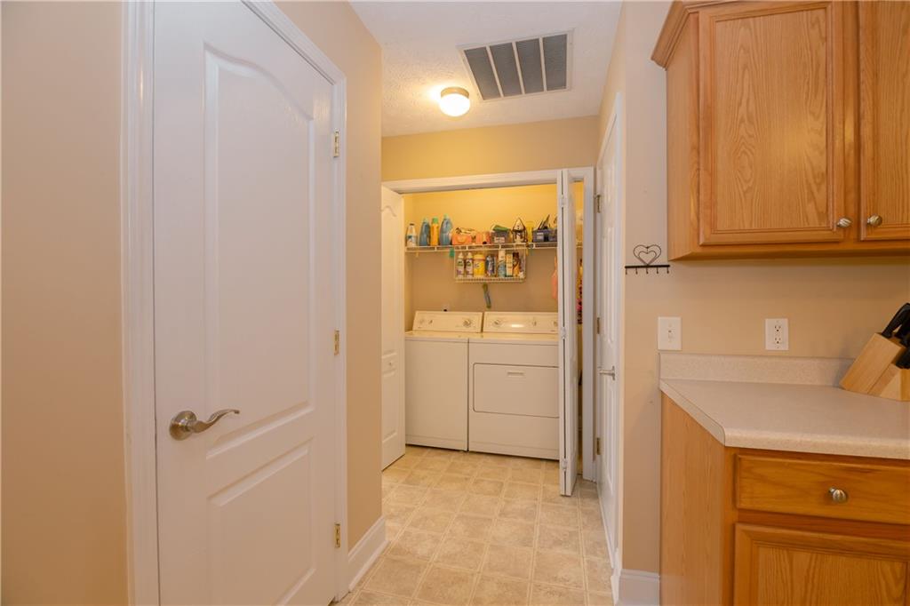 1200 Breckinridge Trail Winder, GA 30680 - Photo 12 of 37 a view of a hallway with closet