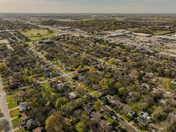 $255,000 | 613 Cordell Street, Denton, TX 76201