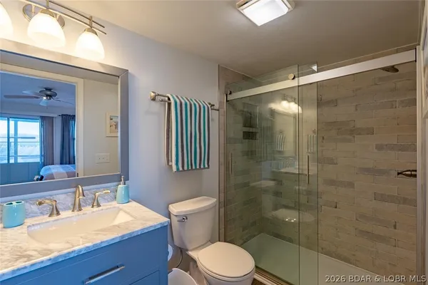 $229,000 | 6005 Baydy Peak Road, Unit 305, Osage Beach, MO 65065