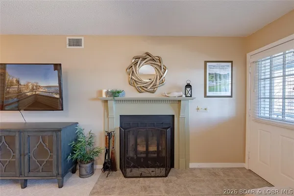 $229,000 | 6005 Baydy Peak Road, Unit 305, Osage Beach, MO 65065