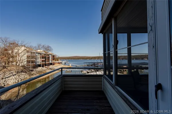 $229,000 | 6005 Baydy Peak Road, Unit 305, Osage Beach, MO 65065