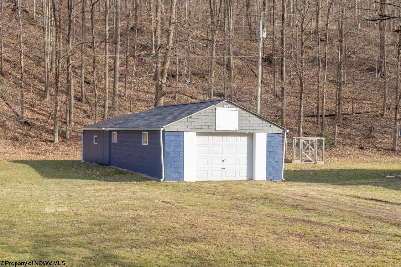 186 Cherry Run Road Grafton, WV 26354 - Photo 5 of 30 Gallery Image 5
