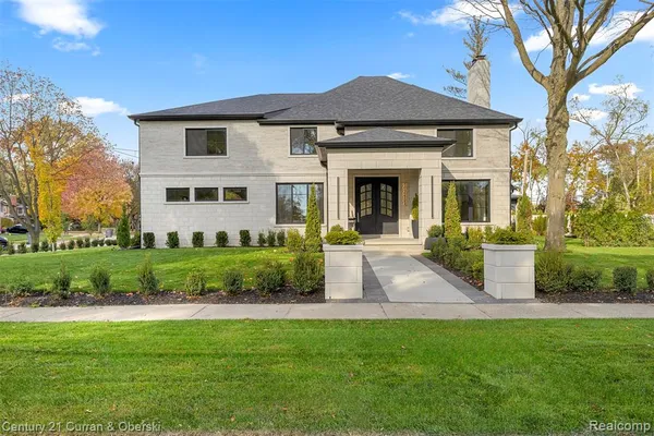 $1,790,000 | 2211 Golfview Drive, Dearborn, MI 48128