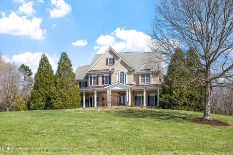 $1,500,000 | 1101 Walnut Hill Drive, Hillsborough, NC 27278