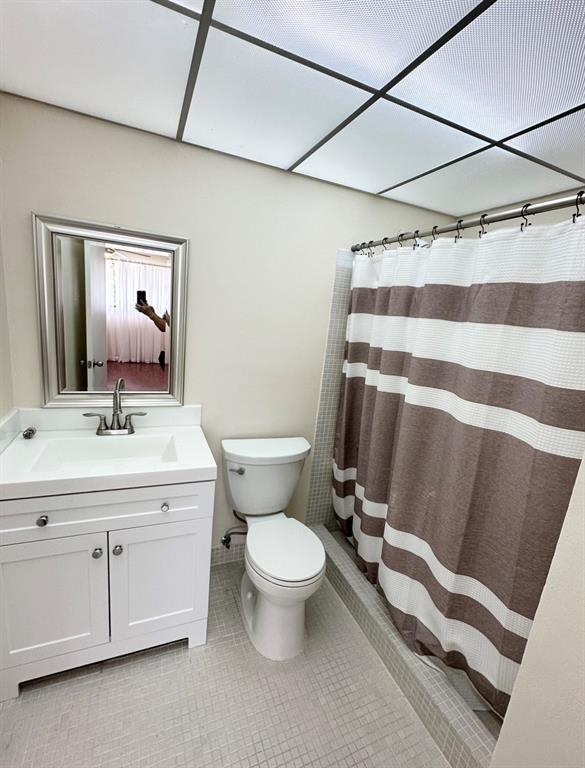 15484 Lakes Of Delray Boulevard, Unit 201 Delray Beach, FL 33484 - Photo 13 of 20