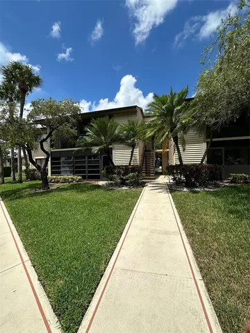 $1,795 | 15484 Lakes Of Delray Boulevard, Unit 201, Delray Beach, FL 33484