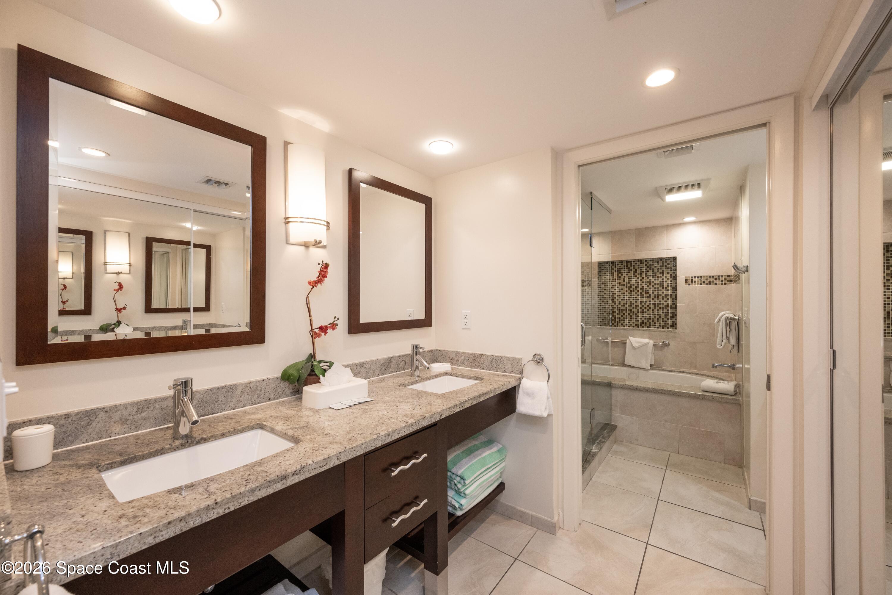 617 Front Street, Unit C41 Key West, FL 33040 - Photo 15 of 41 NDP_9056