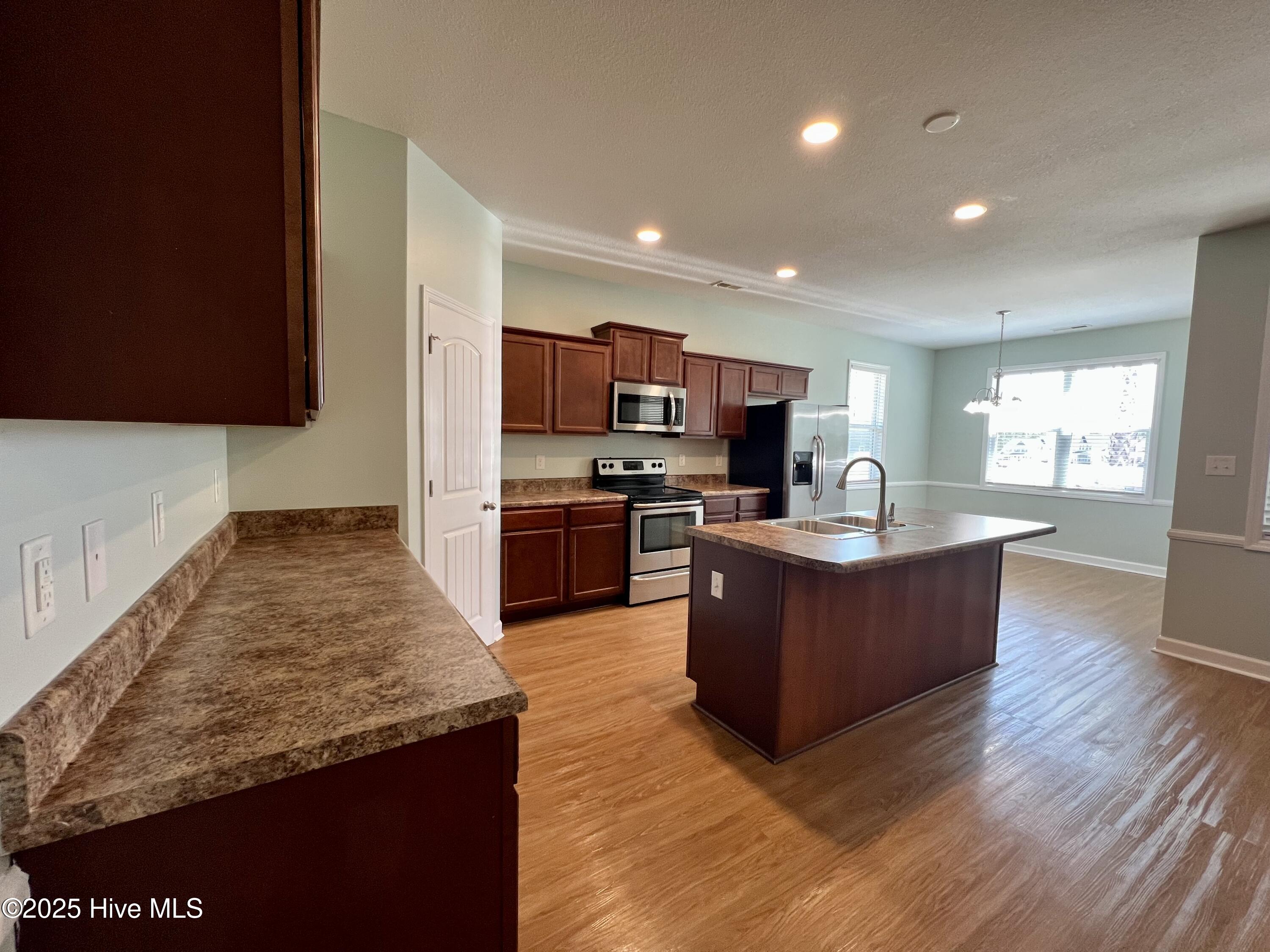604 Winfall Drive Holly Ridge, NC 28445 - Photo 7 of 55 Loads of counter space