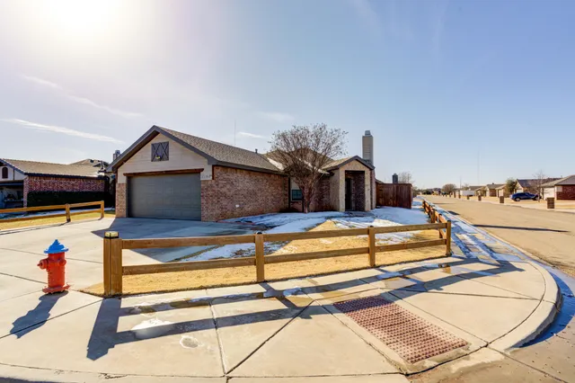 $259,000 | 7902 Avenue L, Lubbock, TX 79423